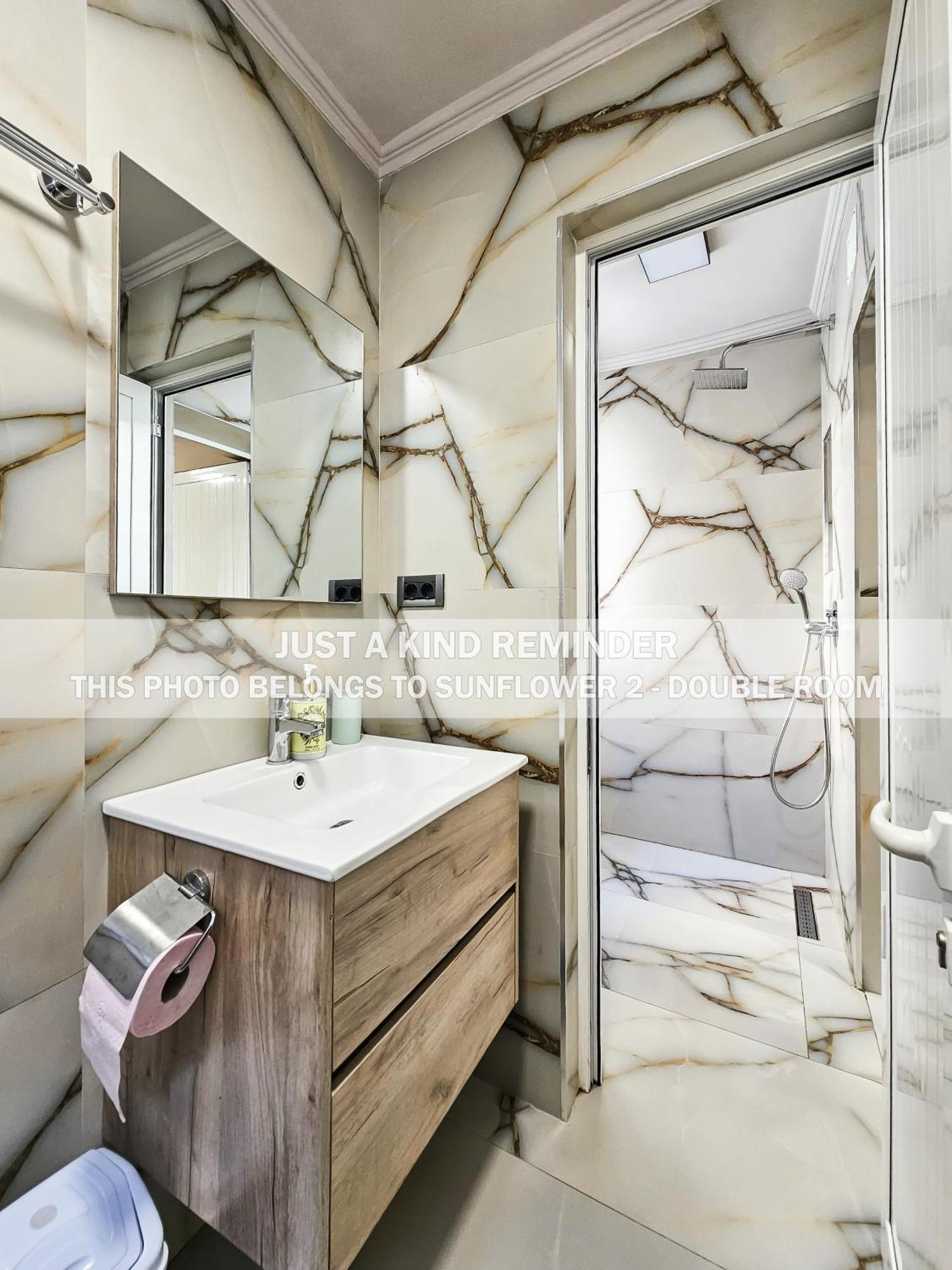 טיראנה Sunflower Rooms מראה חיצוני תמונה
